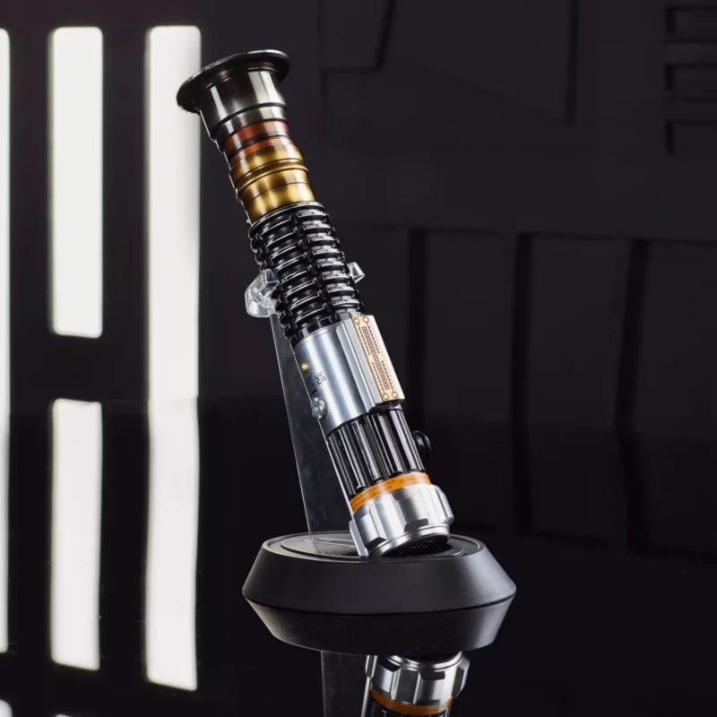Obi-Wan Kenobi Legacy LIGHTSABER - Image 4
